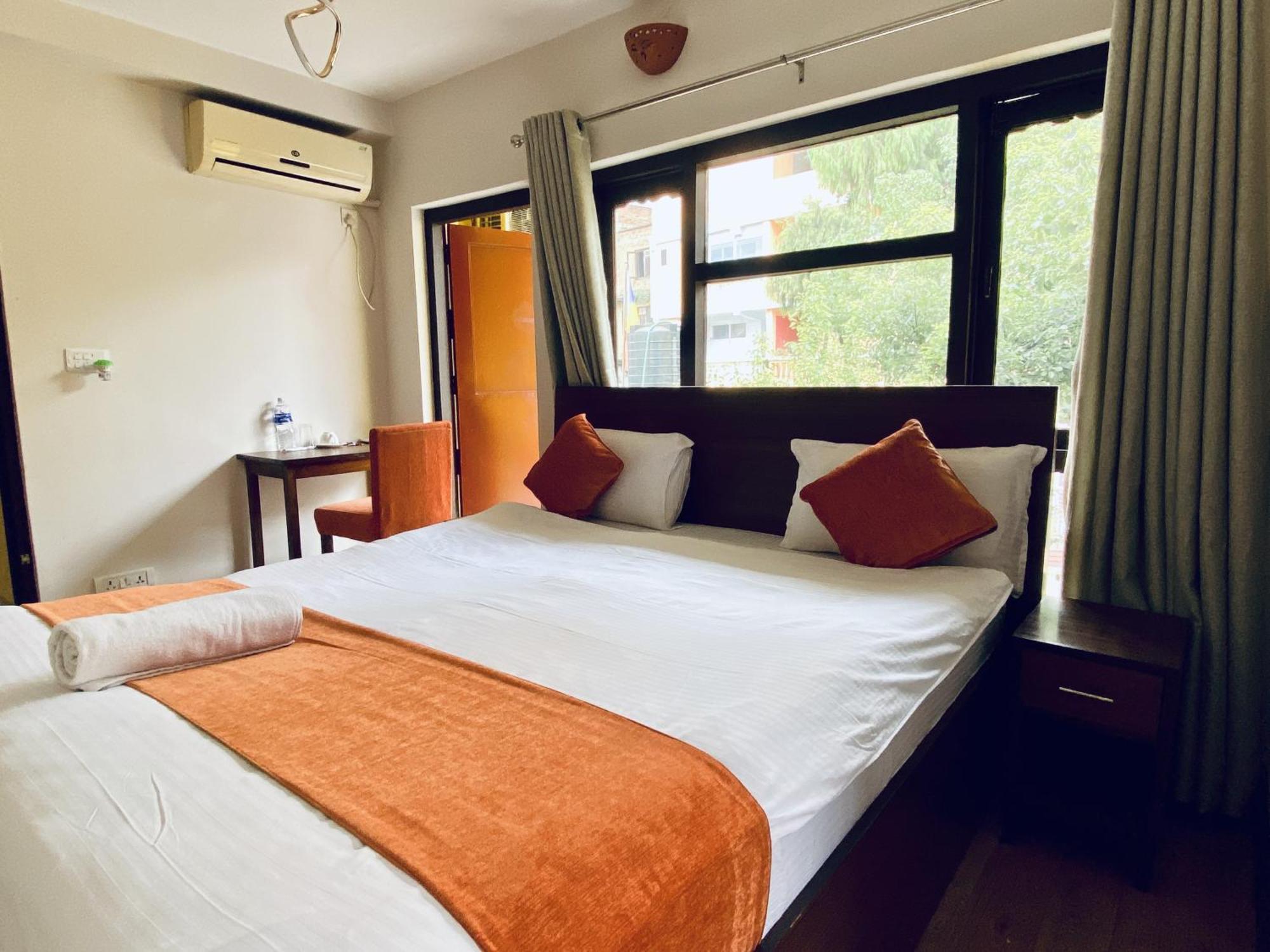 Hotel Pala Kathmandu Exterior photo