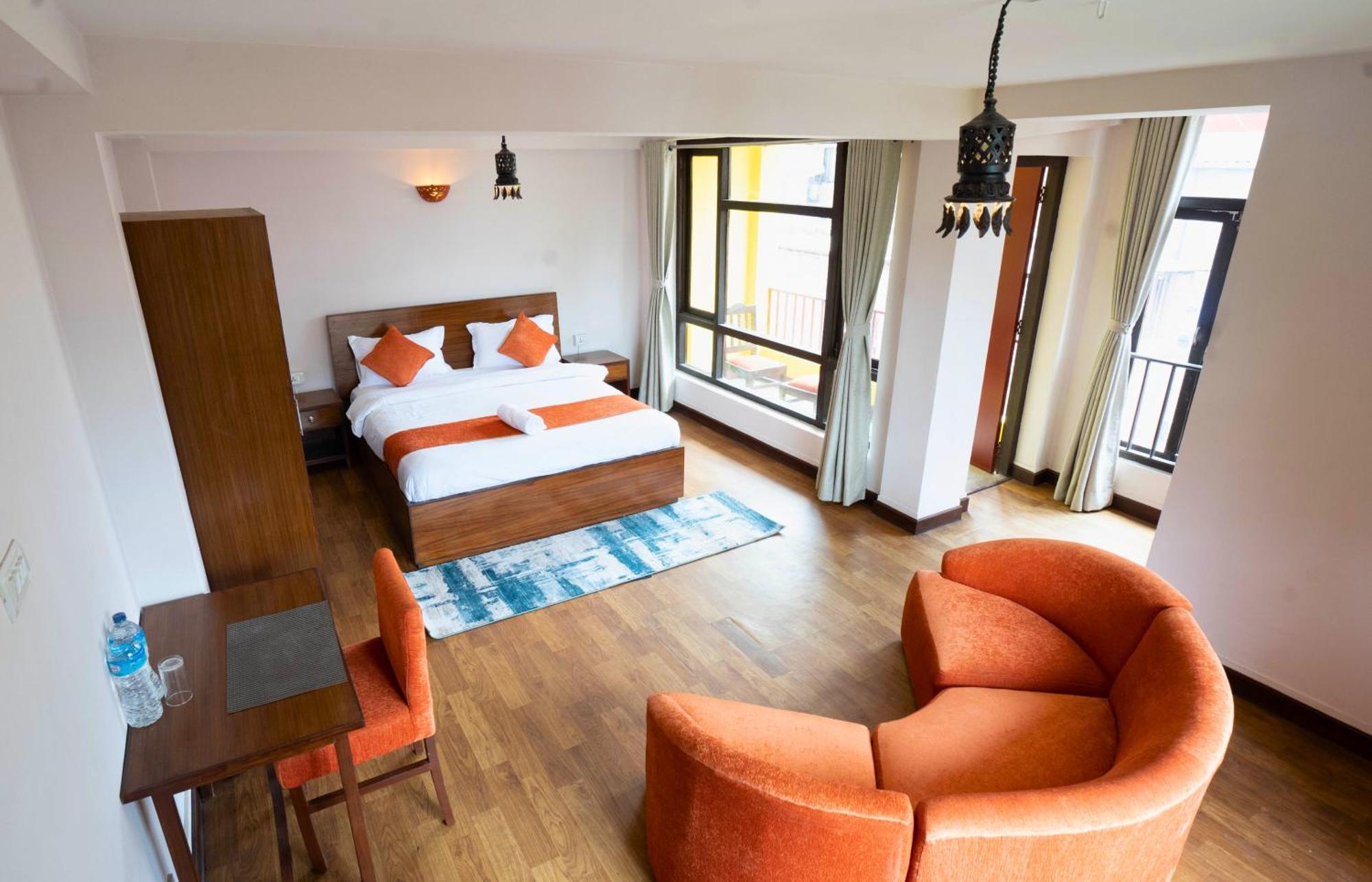 Hotel Pala Kathmandu Exterior photo